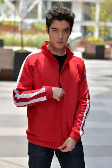 Sudadero Full Zipper Rojo de Franja Blanca Doble - Diseño estilizado con franjas blancas dobles en los brazos.